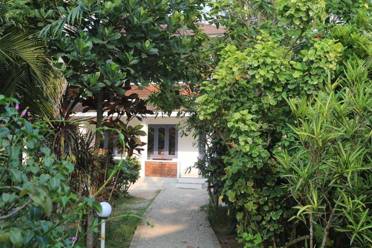 Magnolia Pensión Varkala Exterior foto